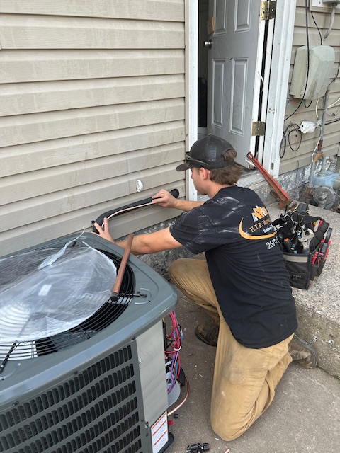 80% Furnace with Air Conditioning System Installation